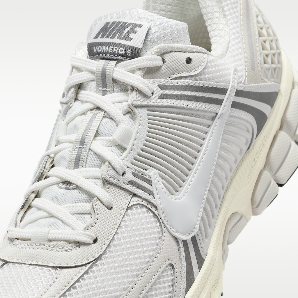 Nike Zoom Vomero 5 SE